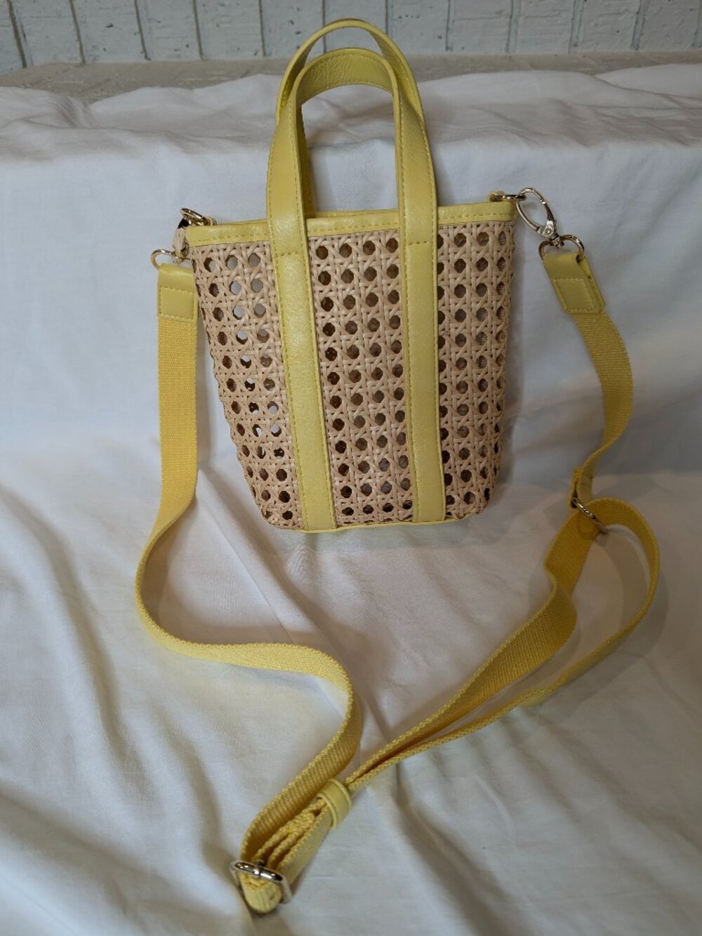 Universal Thread Mini Rattan Tote Bag – Yellow